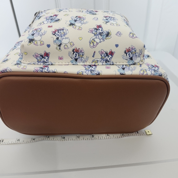 Loungefly Minnie & Daisy Besties Backpack - Picture 5 of 7